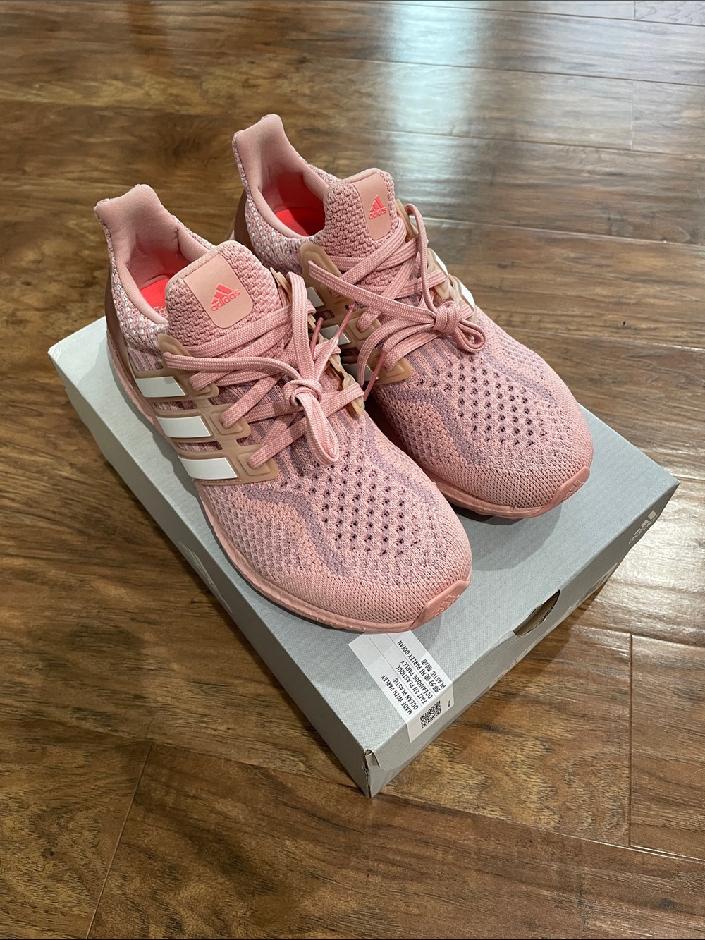 adidas Ultraboost 5.0 DNA